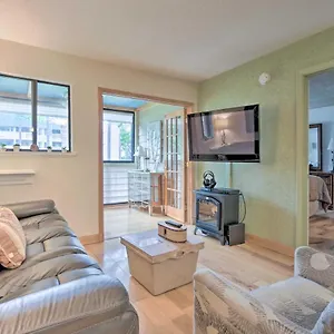 Hilton Head With Sunroom And Access! Apartment Hilton Head Island