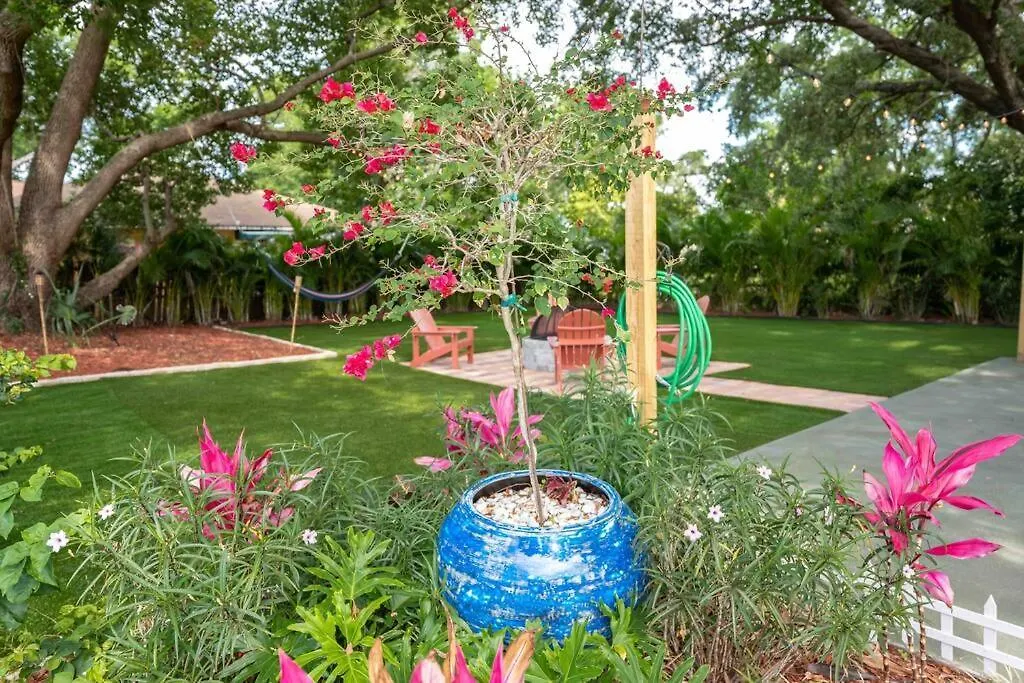Dom wakacyjny Beautiful House, Walking Distance To Stadium Tampa